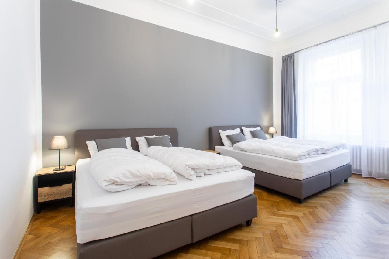 Spacious Apartments Near The River Прага Экстерьер фото